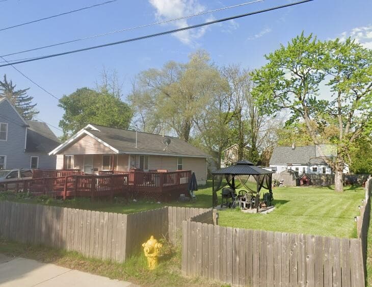 1805 Stafford Avenue