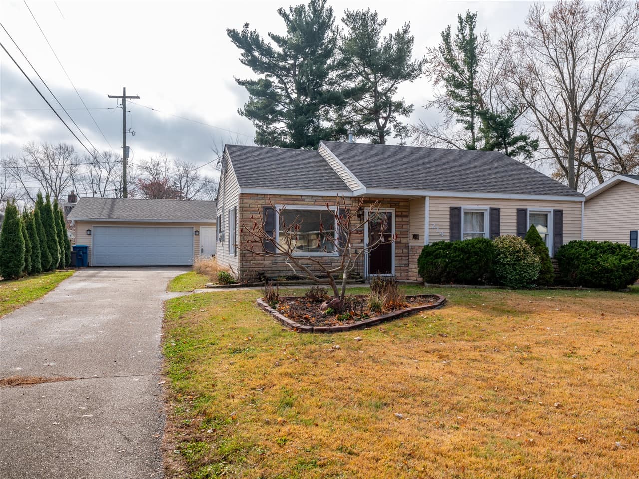 214 Southfield Drive