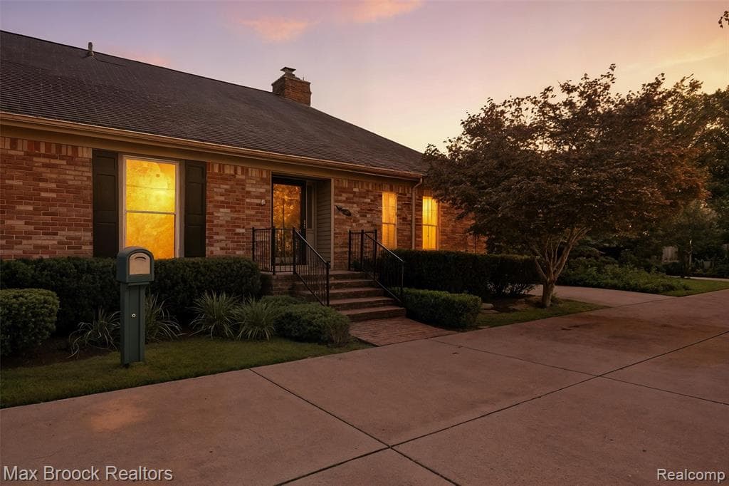 1829 Stonycroft Lane