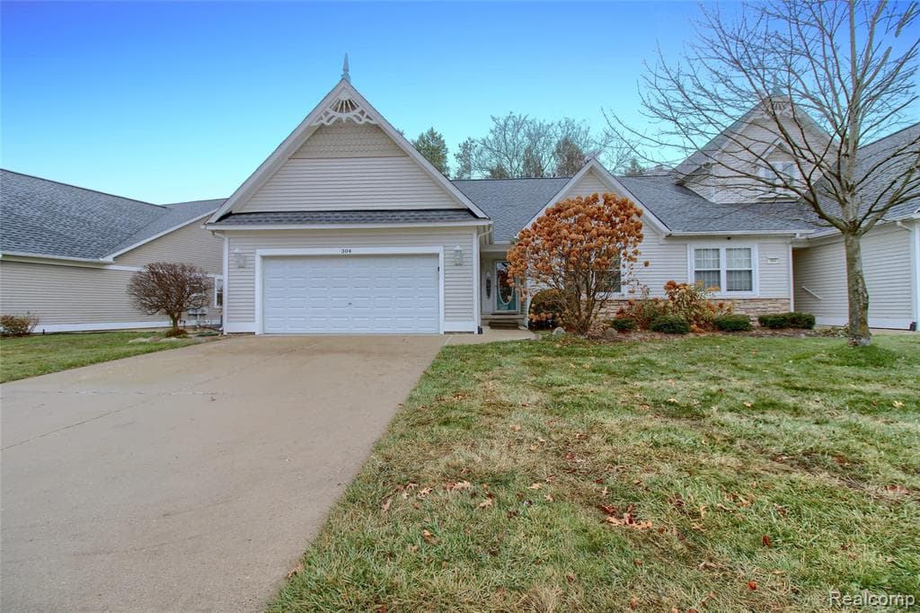 304 Victoria Park Drive 45