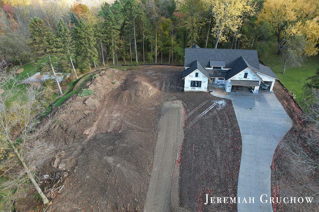 V/L 2124 Engleside Avenue