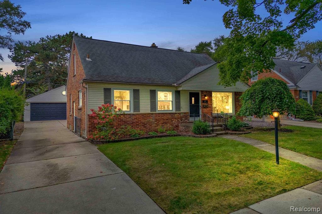 4423 Groveland Avenue