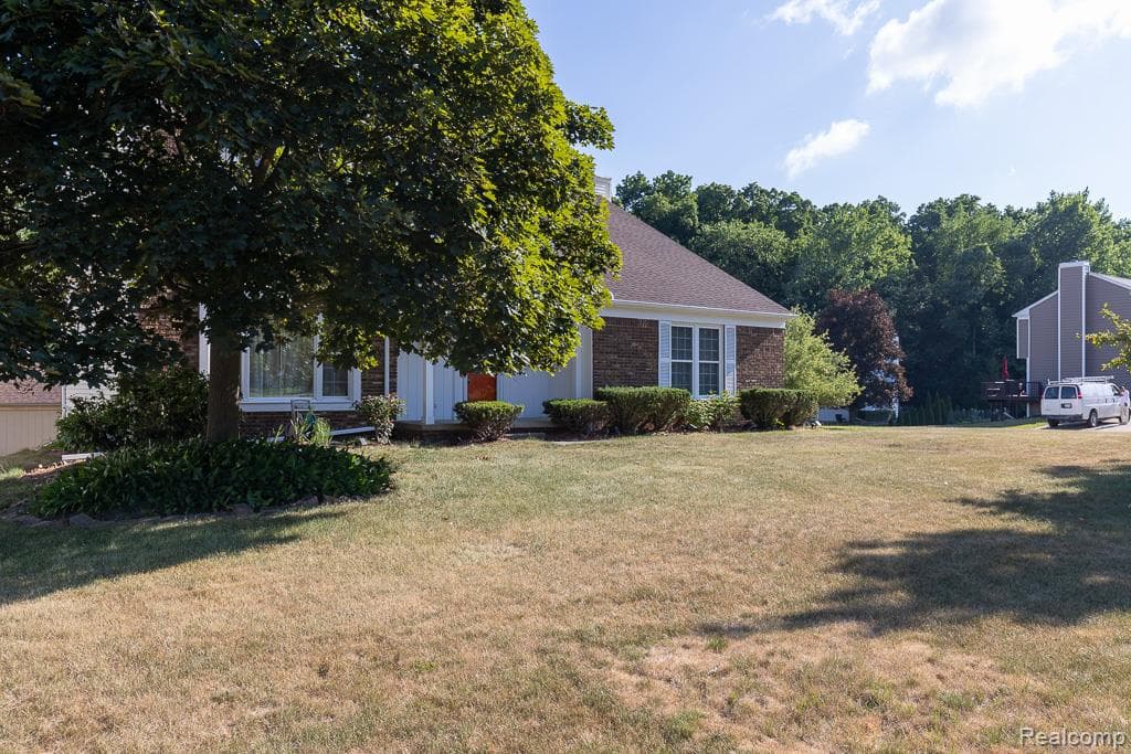 1758 POPPLETON Drive