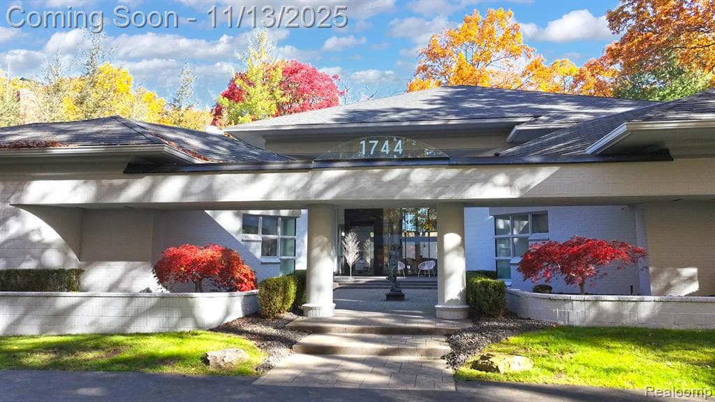 1744 Heron Ridge Drive