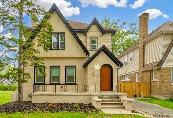 4144 Haverhill Street