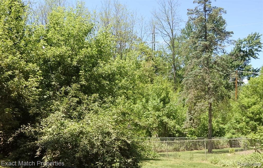 Lot 26 N. Lake Angelus Rd.