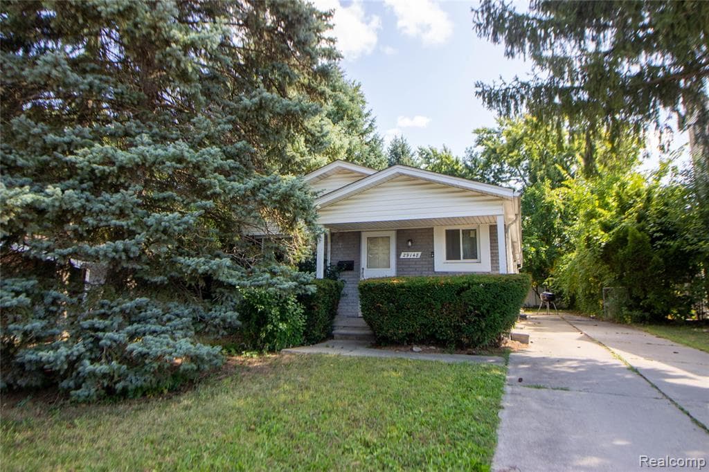 29148 FAIRFAX Street