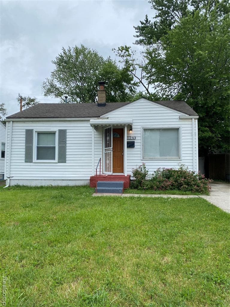 11236 Studebaker Avenue