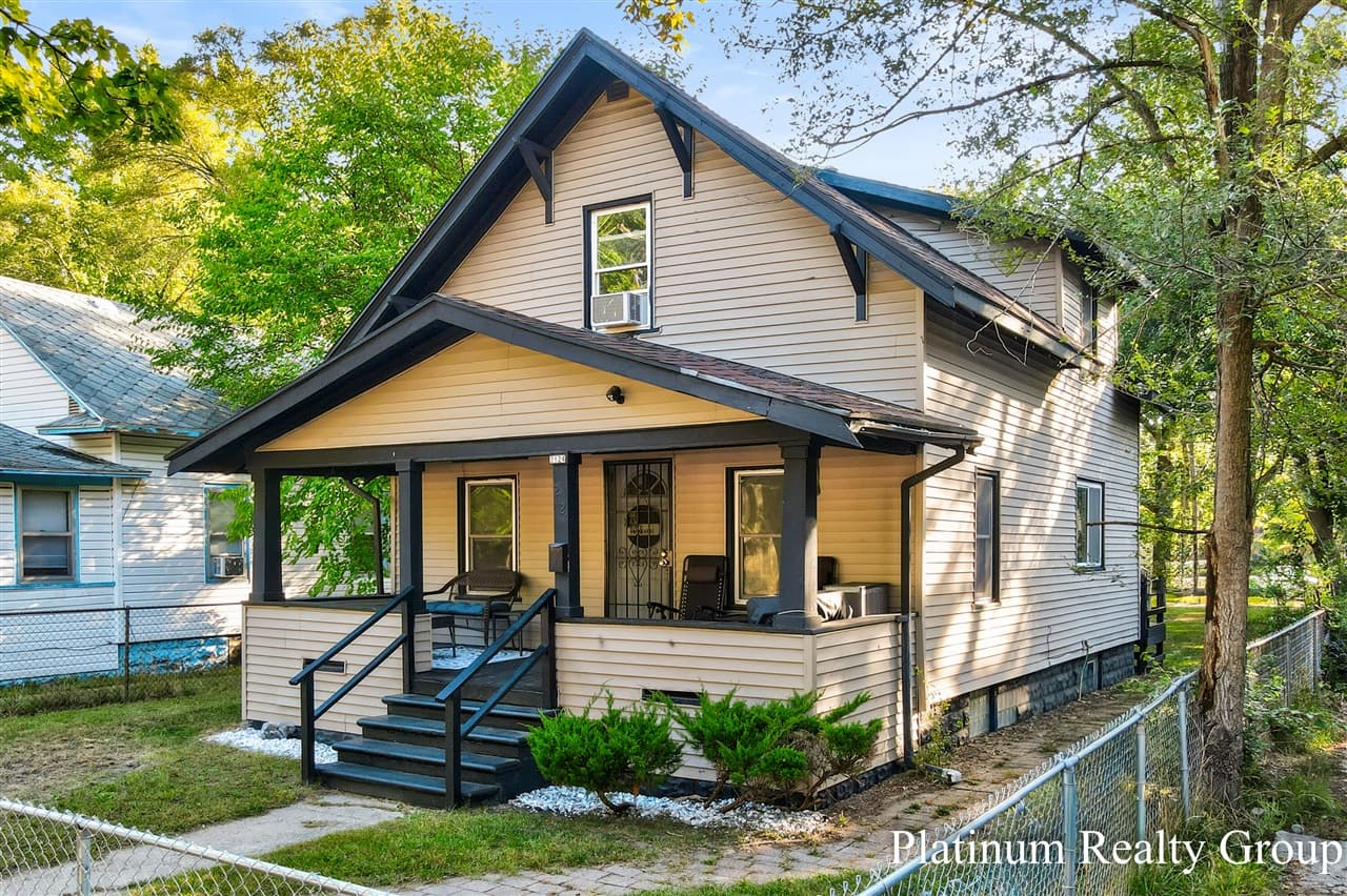 2124 Jefferson Street