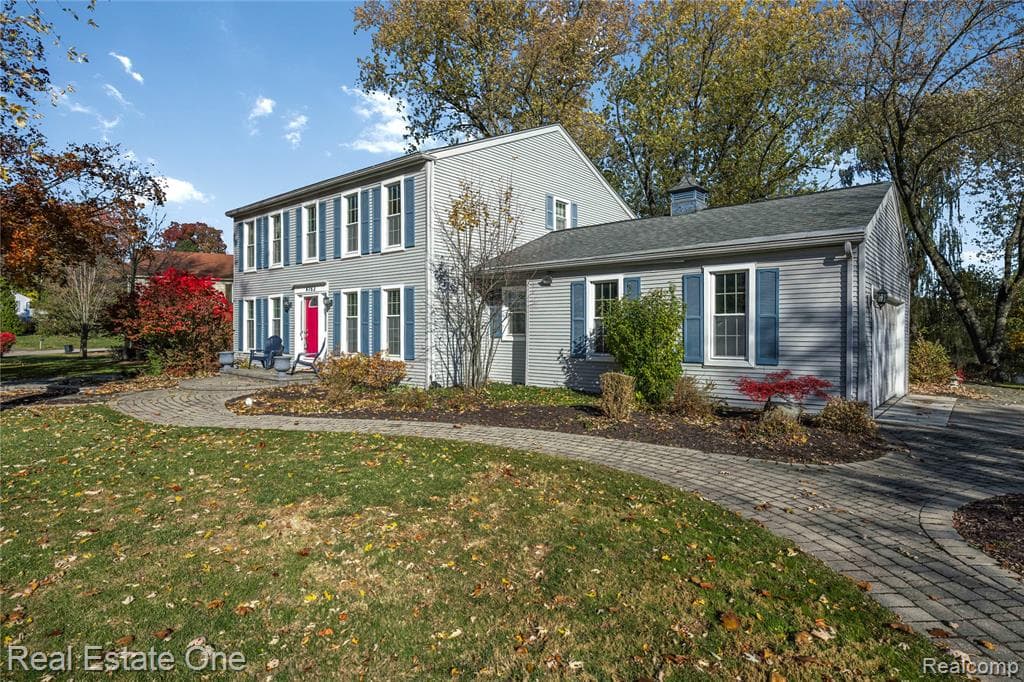 4163 Old Dominion Drive