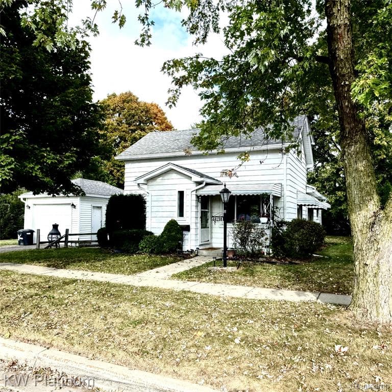 69258 N Forest Avenue