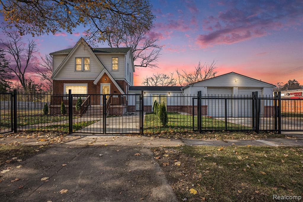 15251 Prevost Street