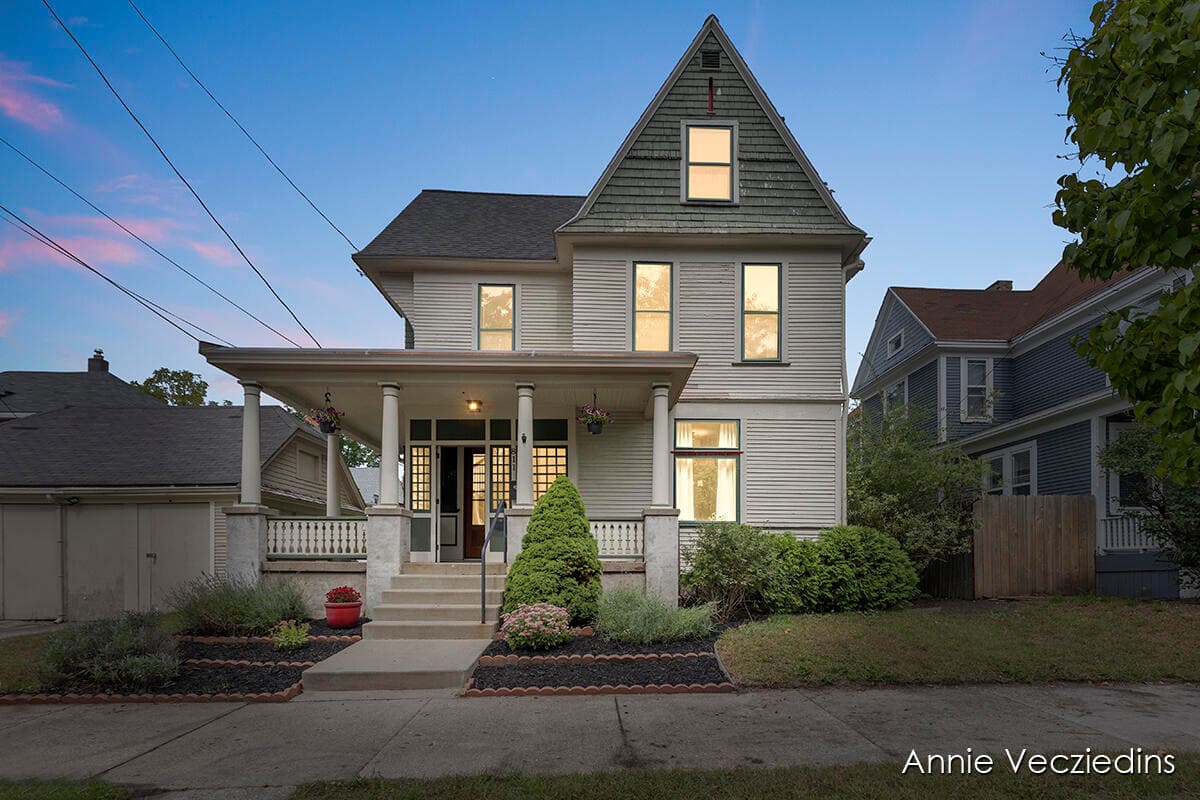 811 Fairmount Street