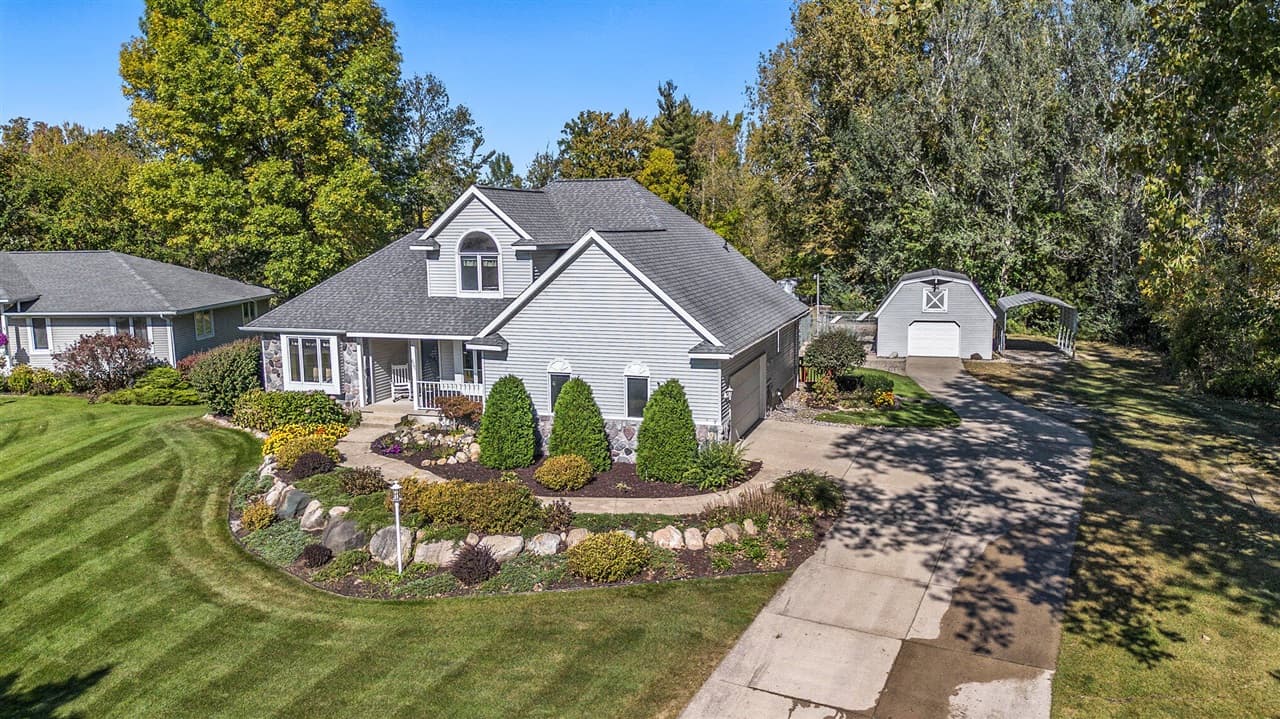 625 Grand Woods Court