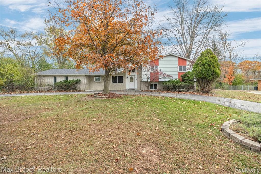 23518 Creekdale Court