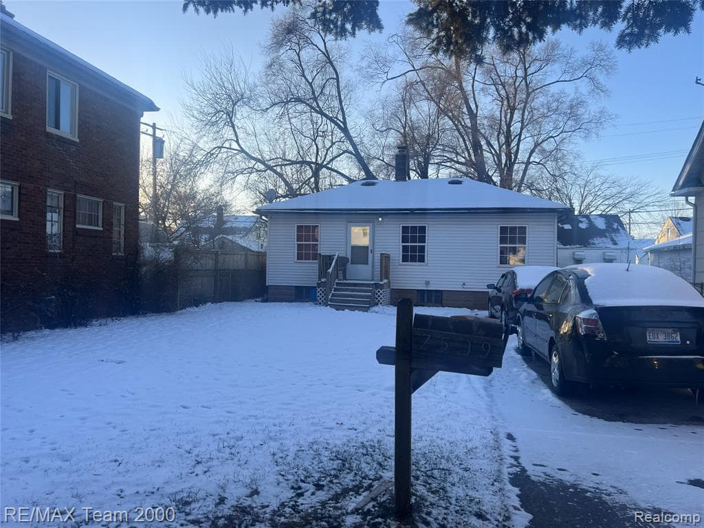 7509 Mettetal Street