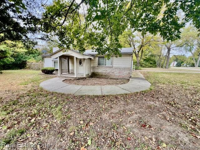 25323 ORCHARD LAKE ROAD