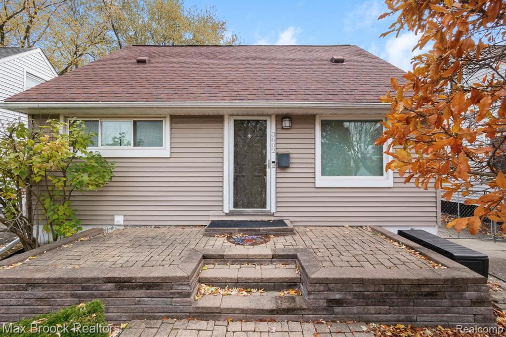 3602 Elmhurst Avenue