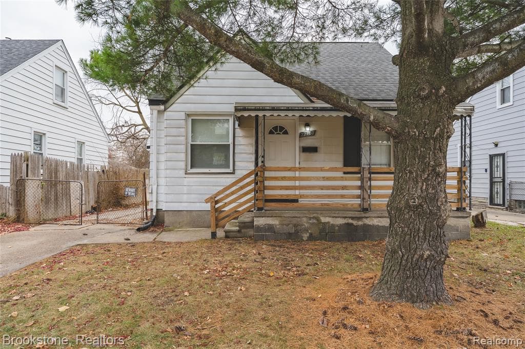 22482 Tuscany Avenue