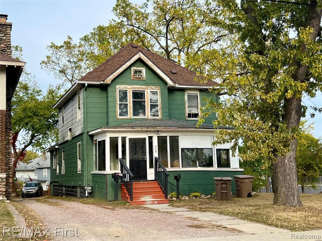 268 Cesar E Chavez Avenue