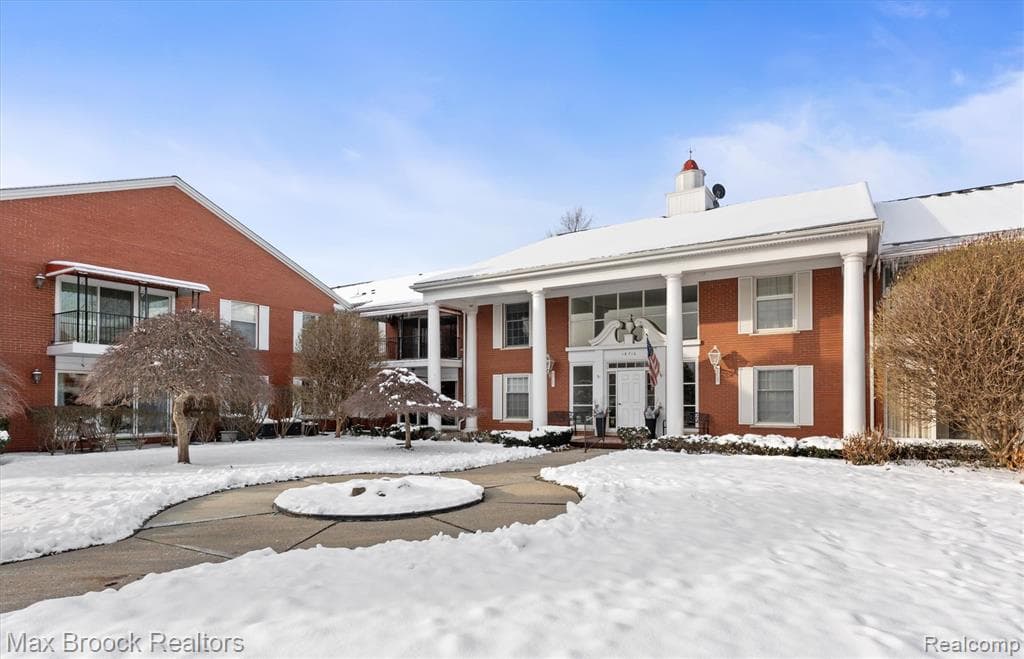 19710 W 13 Mile Road