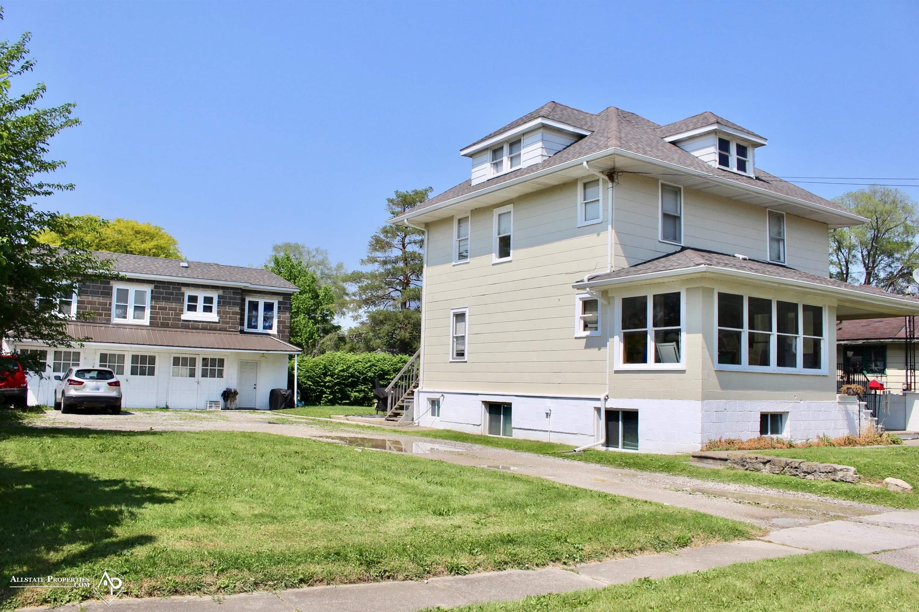 2077 E Boatfield Avenue