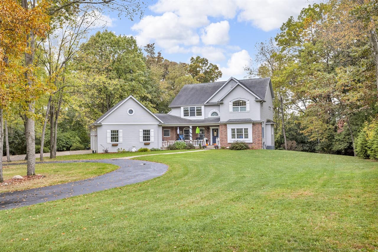 4880 Indian Creek Drive