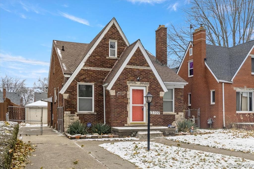 15709 Collingham Drive