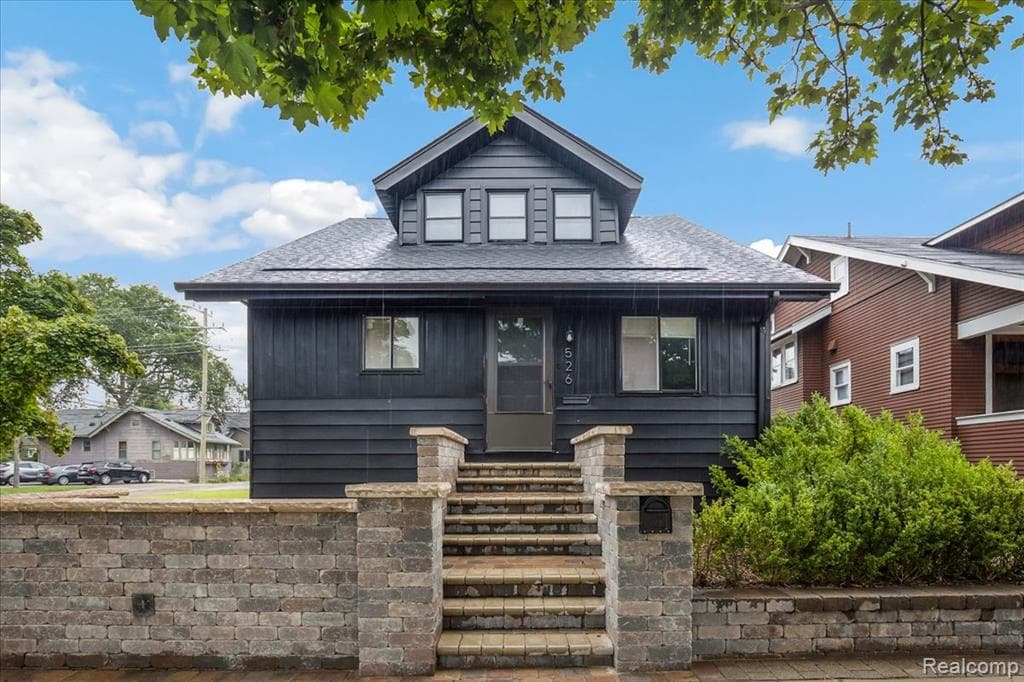 526 N Washington Avenue