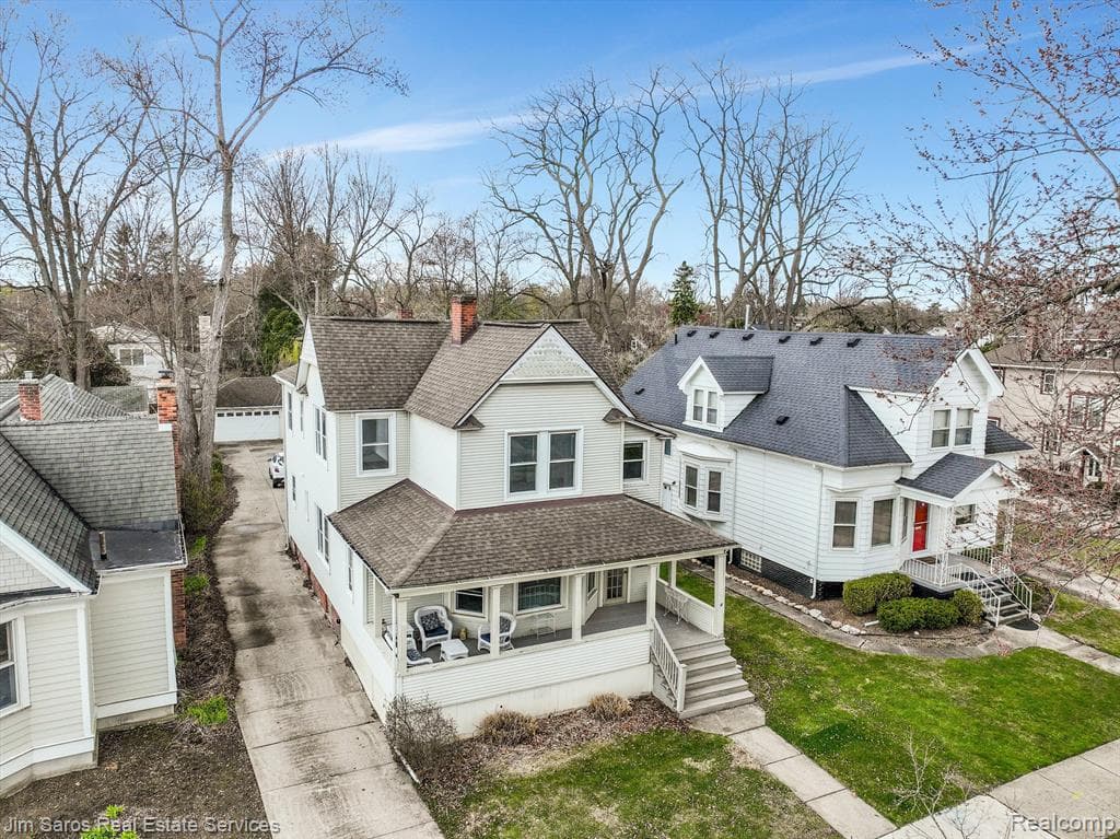 475 SAINT CLAIR Street