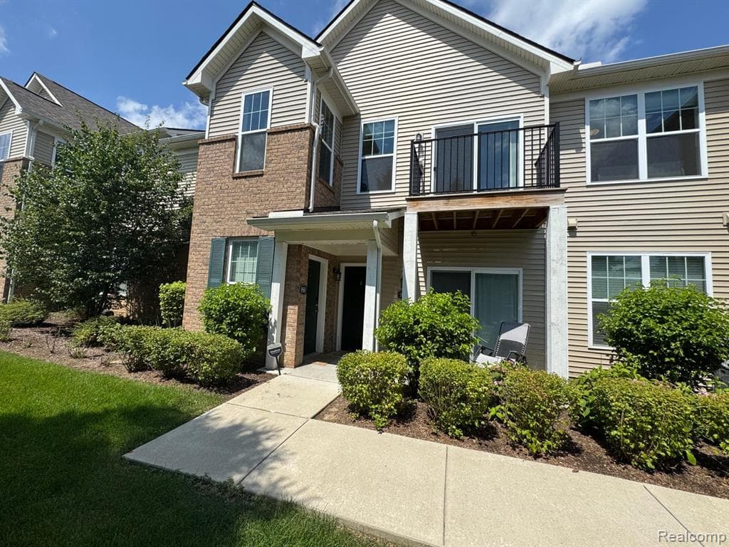 9960 Ridge Run Street