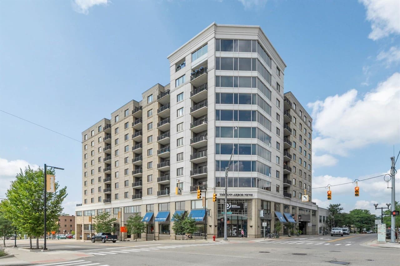111 N Ashley Street Unit: 404