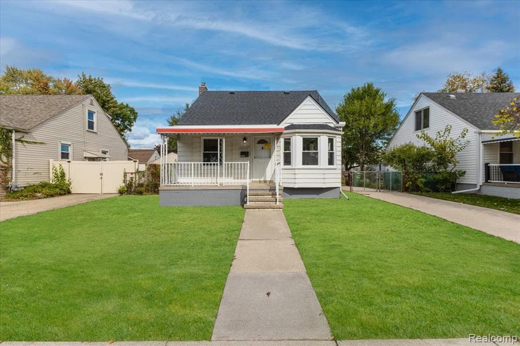 16040 Beatrice Avenue