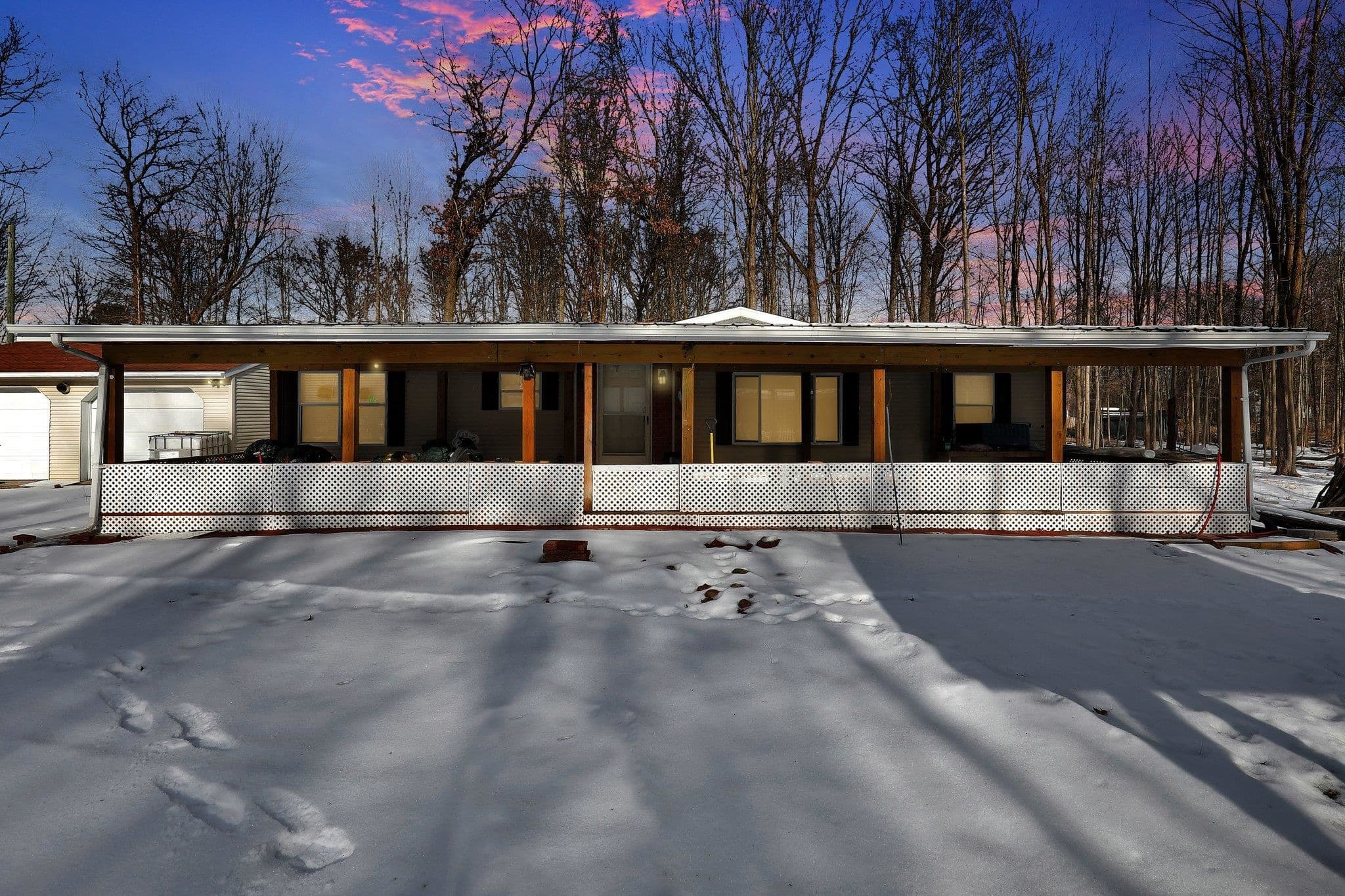 1987 W Isabella Road