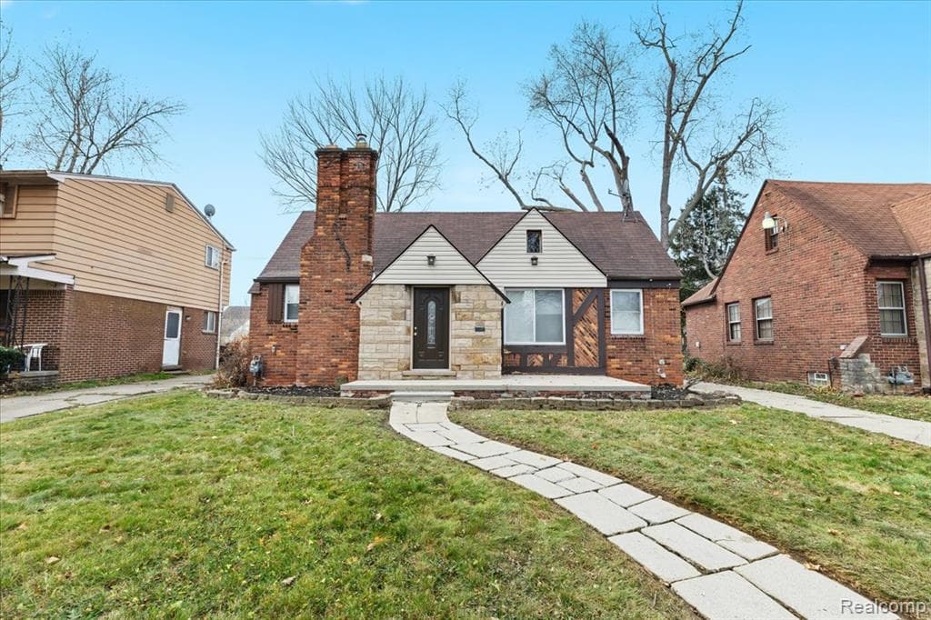 14891 Grandville Avenue