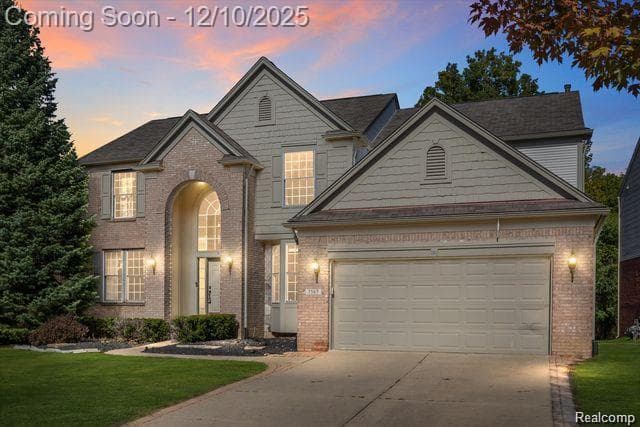 7567 WINDGATE Circle