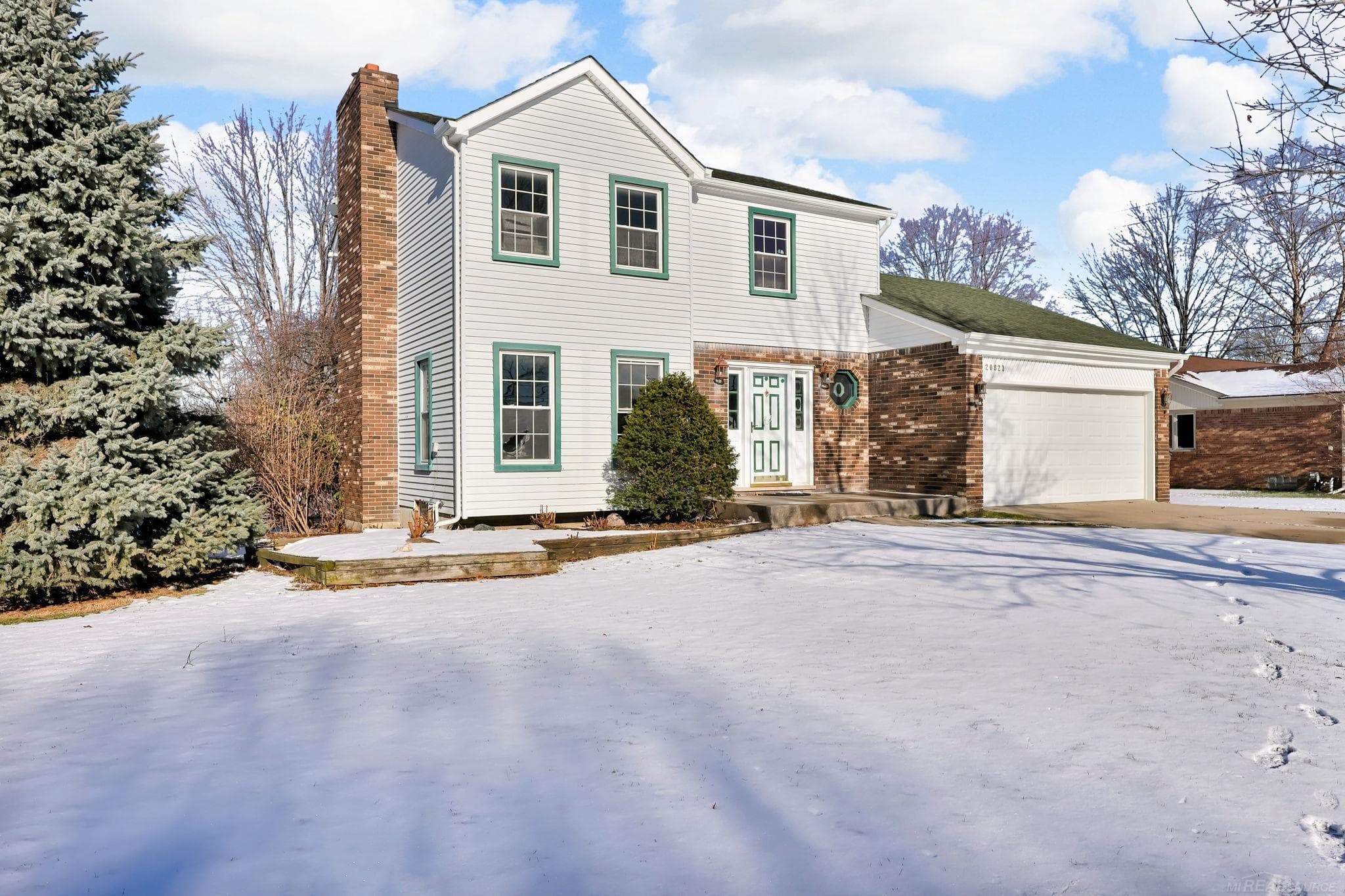 20821 N Miles Street