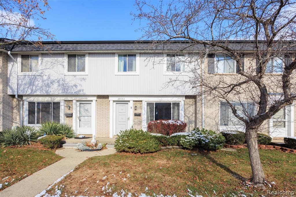 28452 Universal Drive