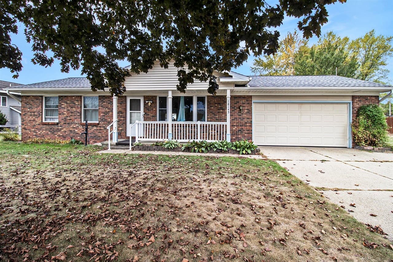 18145 Shamrock Boulevard