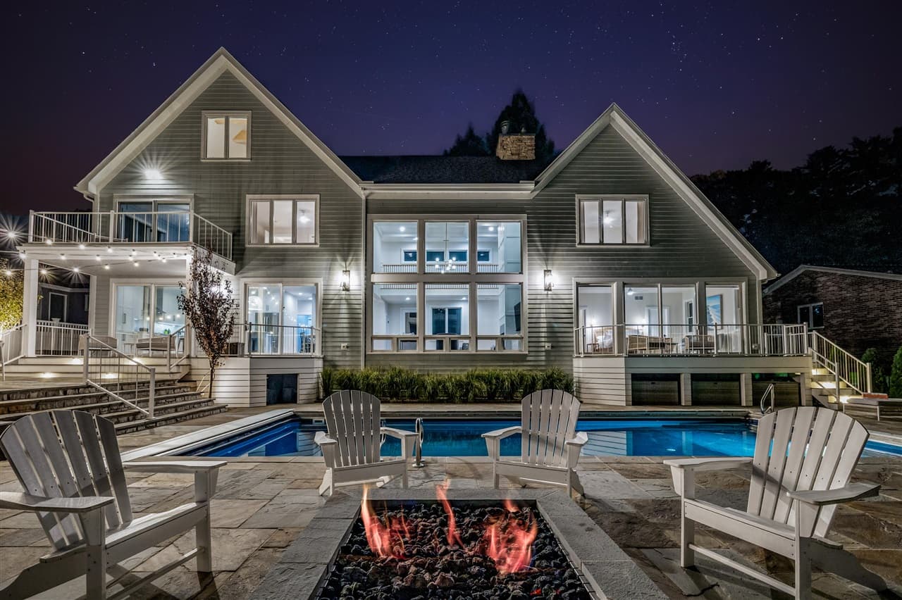 49005 E Mckean Drive