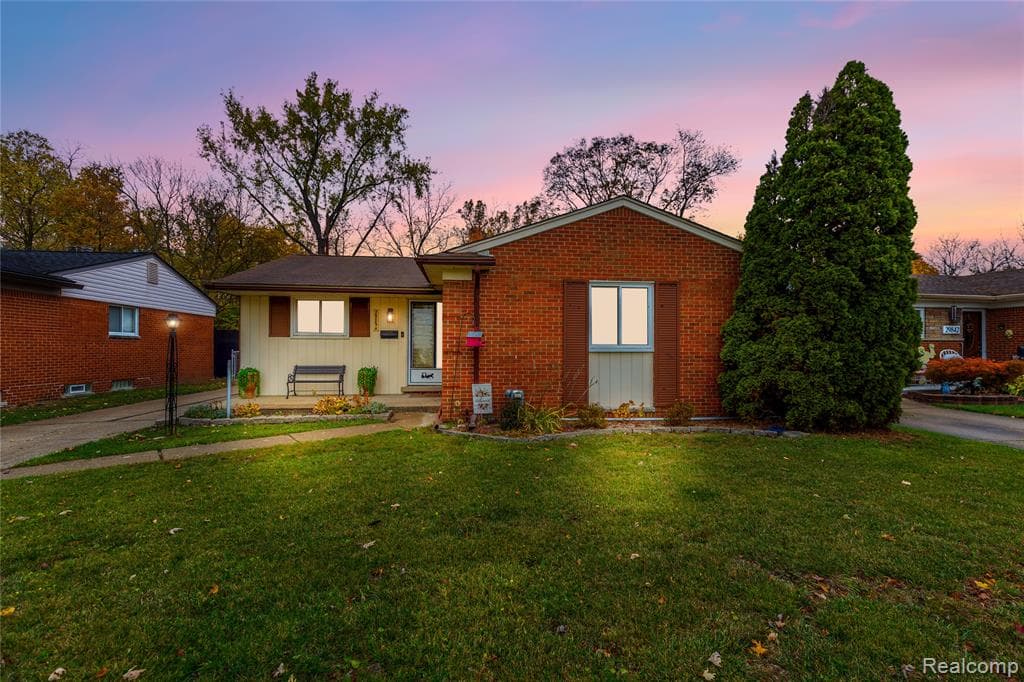 29854 Malvern Street