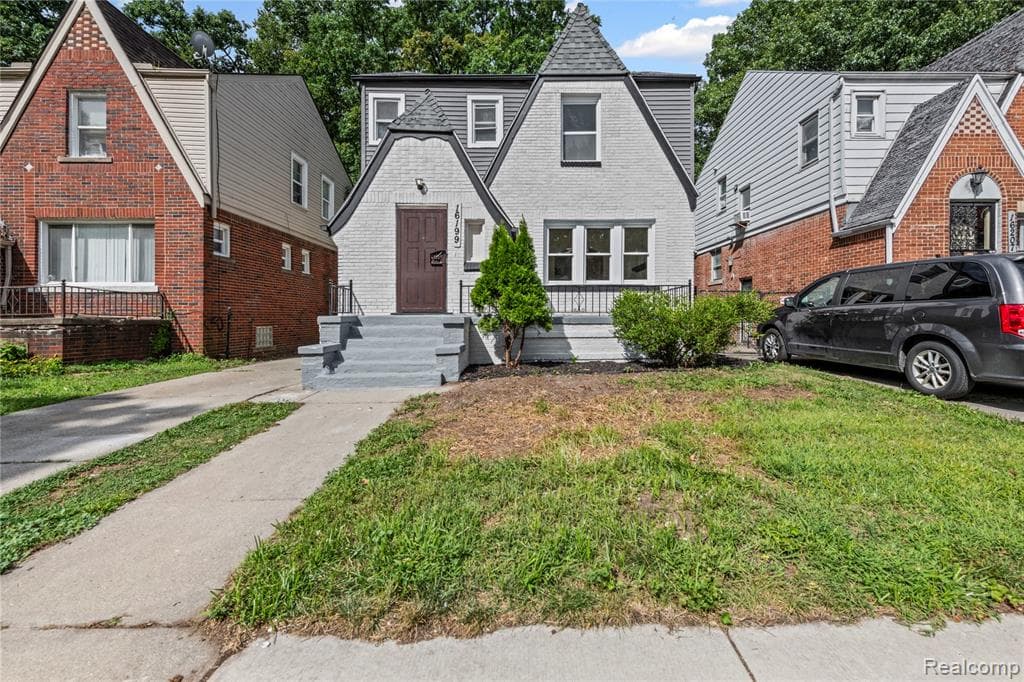 16199 Stansbury Street