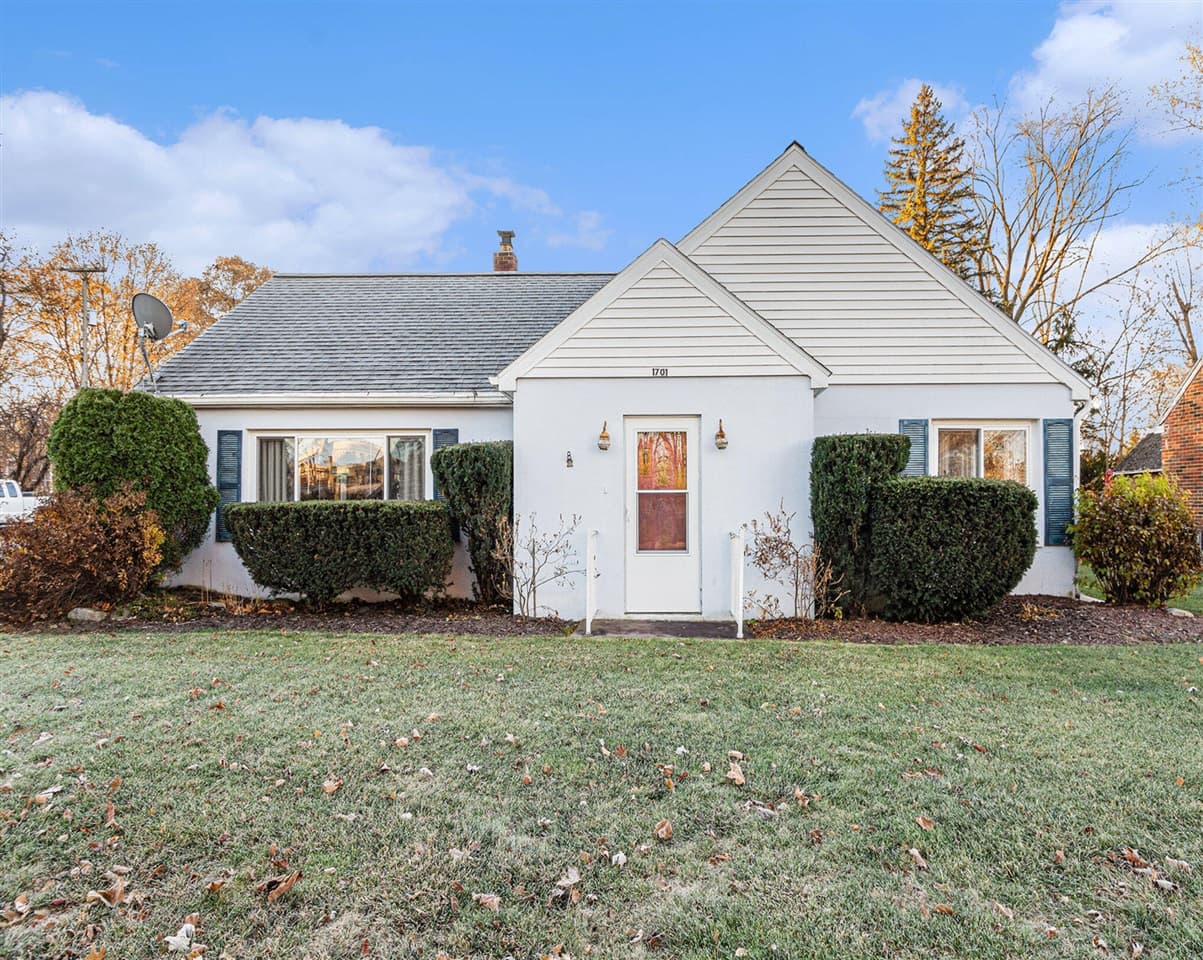 1701 W Washington Avenue