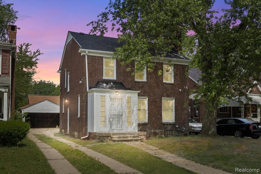 11521 Whitehill Street