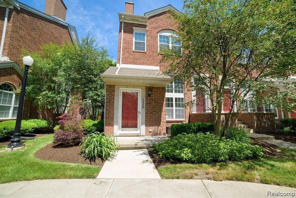 1530 MARYLAND CLUB Drive