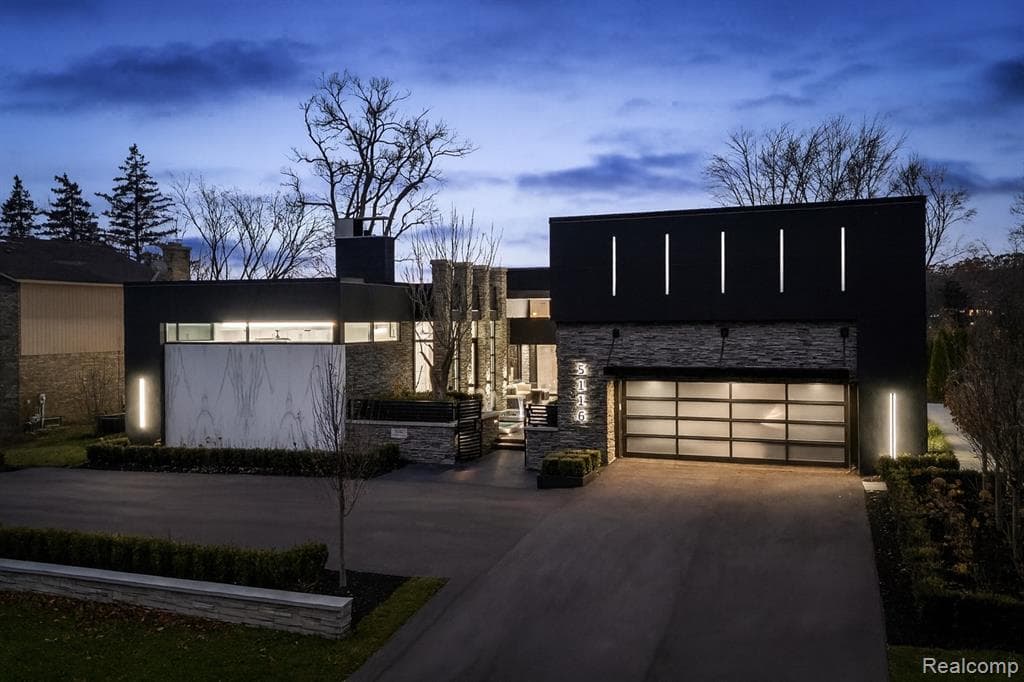 5116 W Bloomfield Lake Road