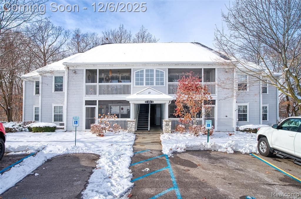 12274 Saint Andrews Way