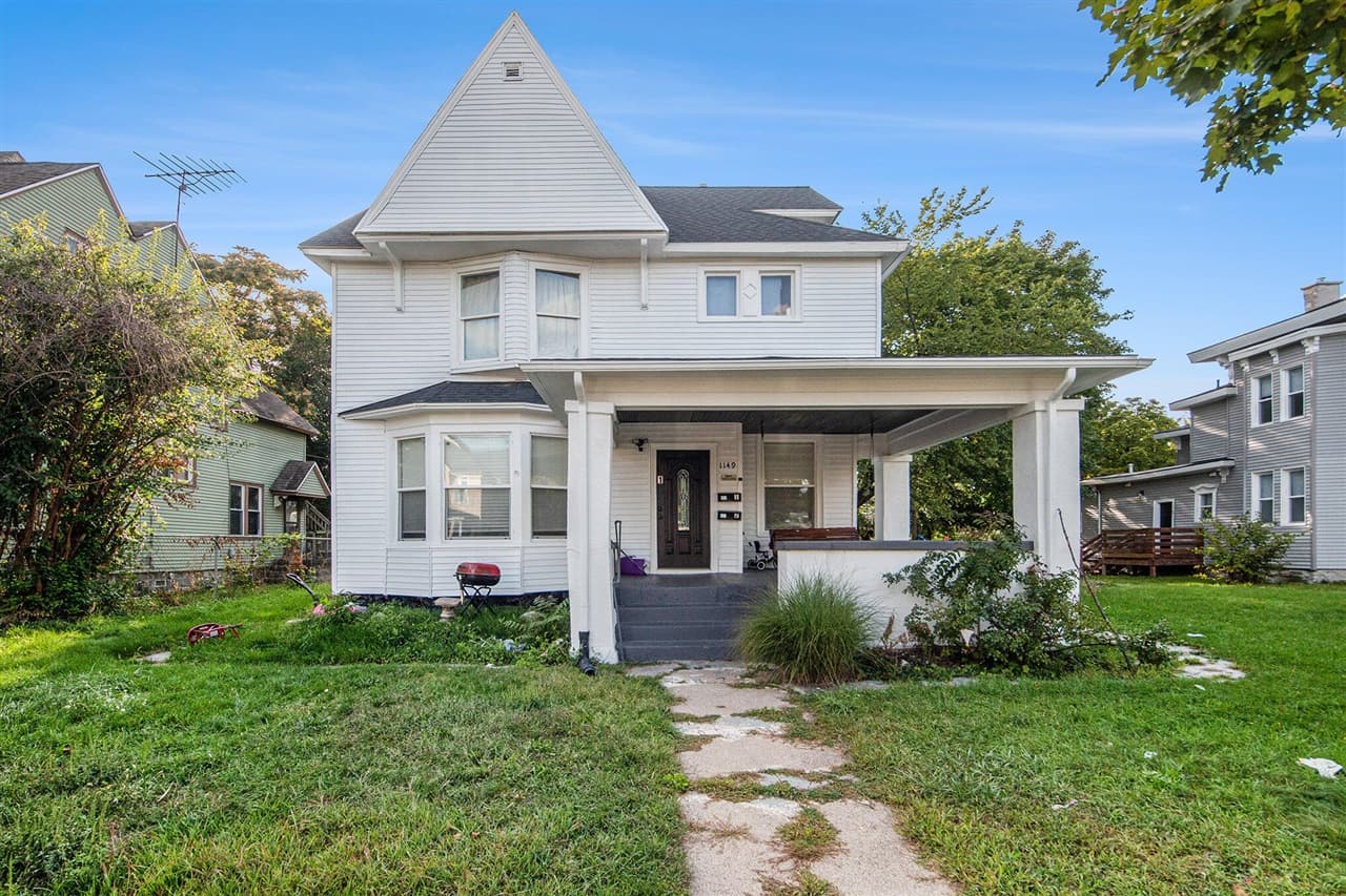 1149 Jefferson Avenue