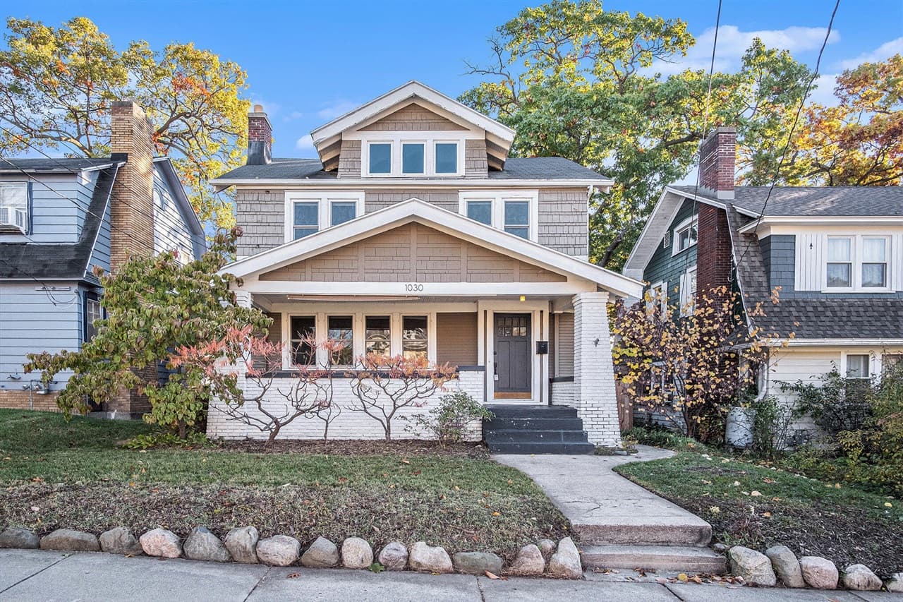 1030 Benjamin Avenue