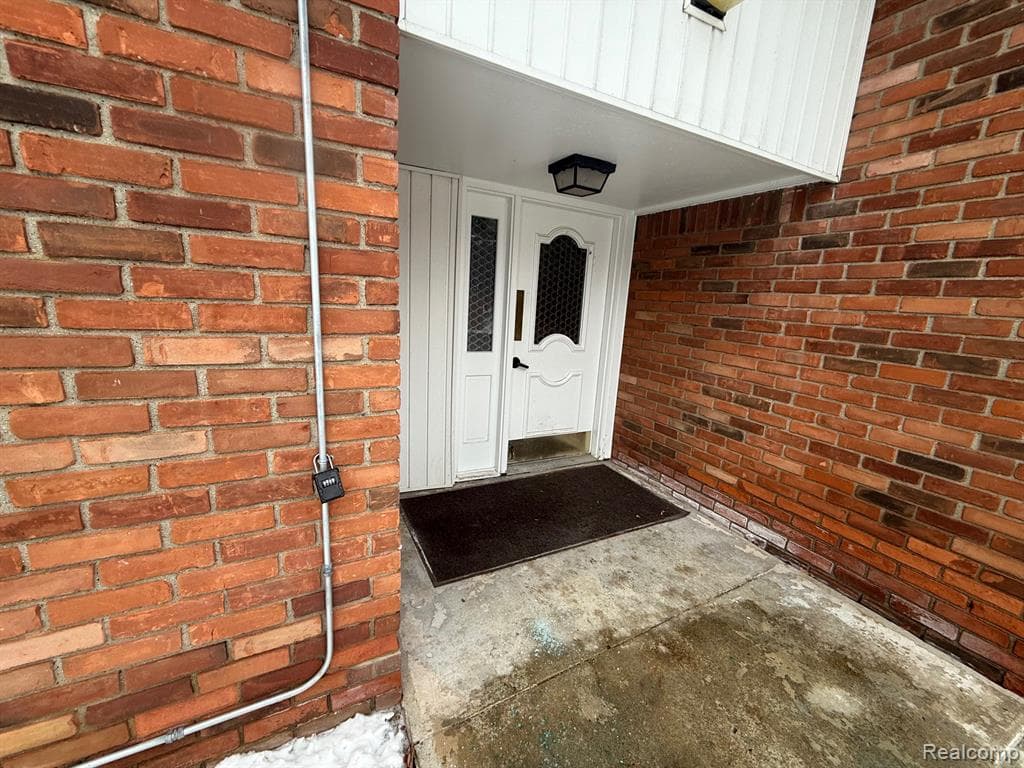 1862 Colonial Village Way